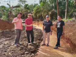 Jalan Penghubung Desa Tanjung Muara – Muara Santan di Hotmix