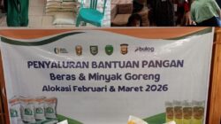 Pemdes Senali Salurkan Bantuan Beras dari Badan Pangan Nasional Melalui Bulog