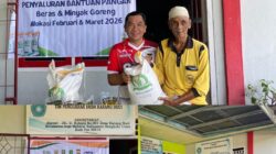 Sejahterakan Masyarakat, Kades Karang Suci Salurkan Bantuan Beras dari Badan Pangan Nasional Melalui Bulog