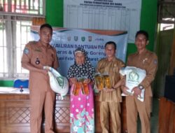 Pemdes Durian Daun Salurkan Bantuan Beras dari Badan Pangan Nasional Melalui Bulog